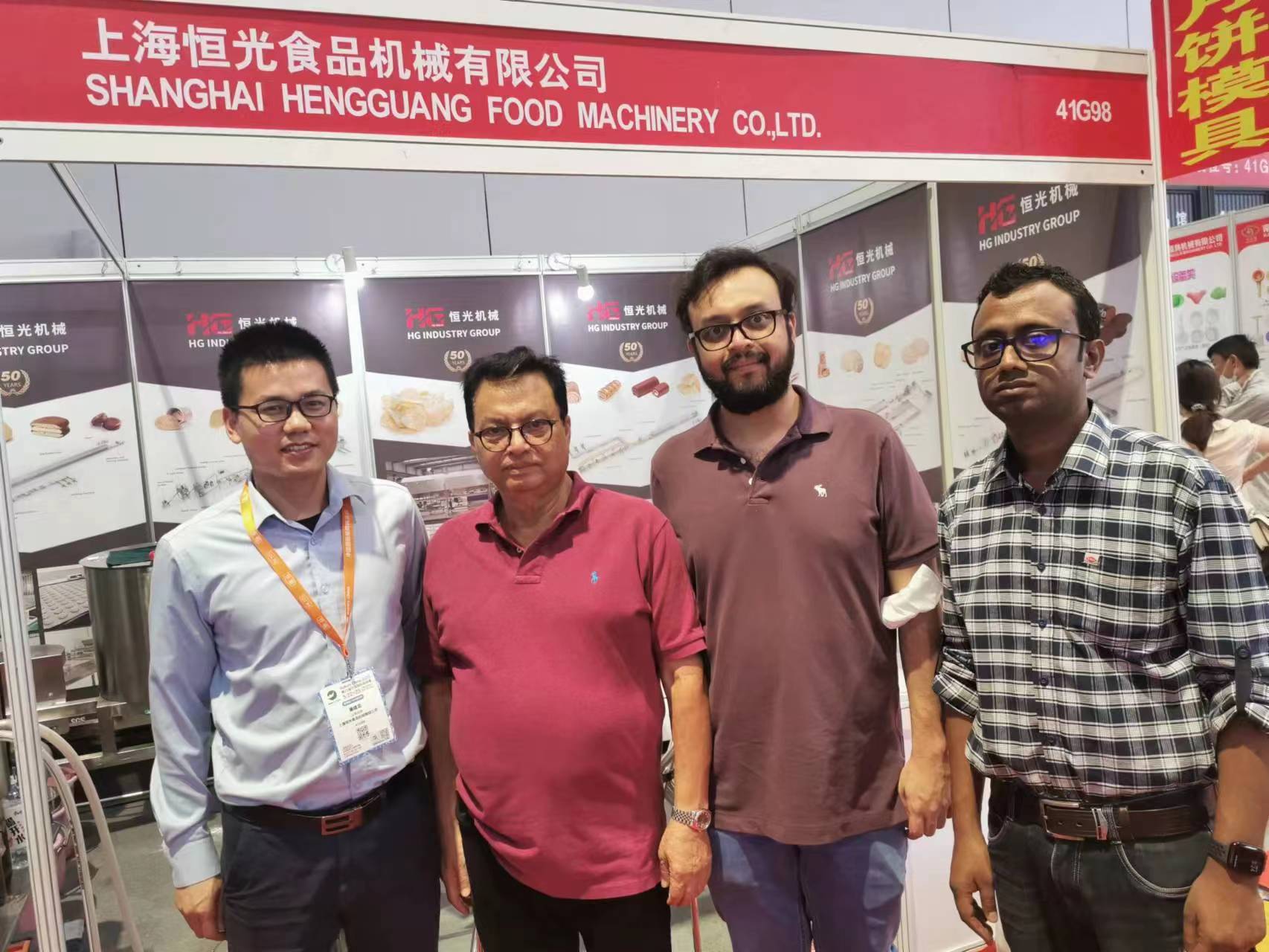 Shanghai Hengguang Food Machinery deltager i China International Baking Exhibition